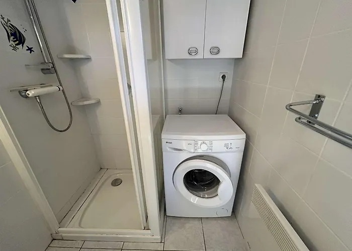 T2 Avec Loggia, Proche Et Seaquarium, 5 Couchages, Menage Inclus - Fr-1-250-274 Appartement Le Grau-du-Roi